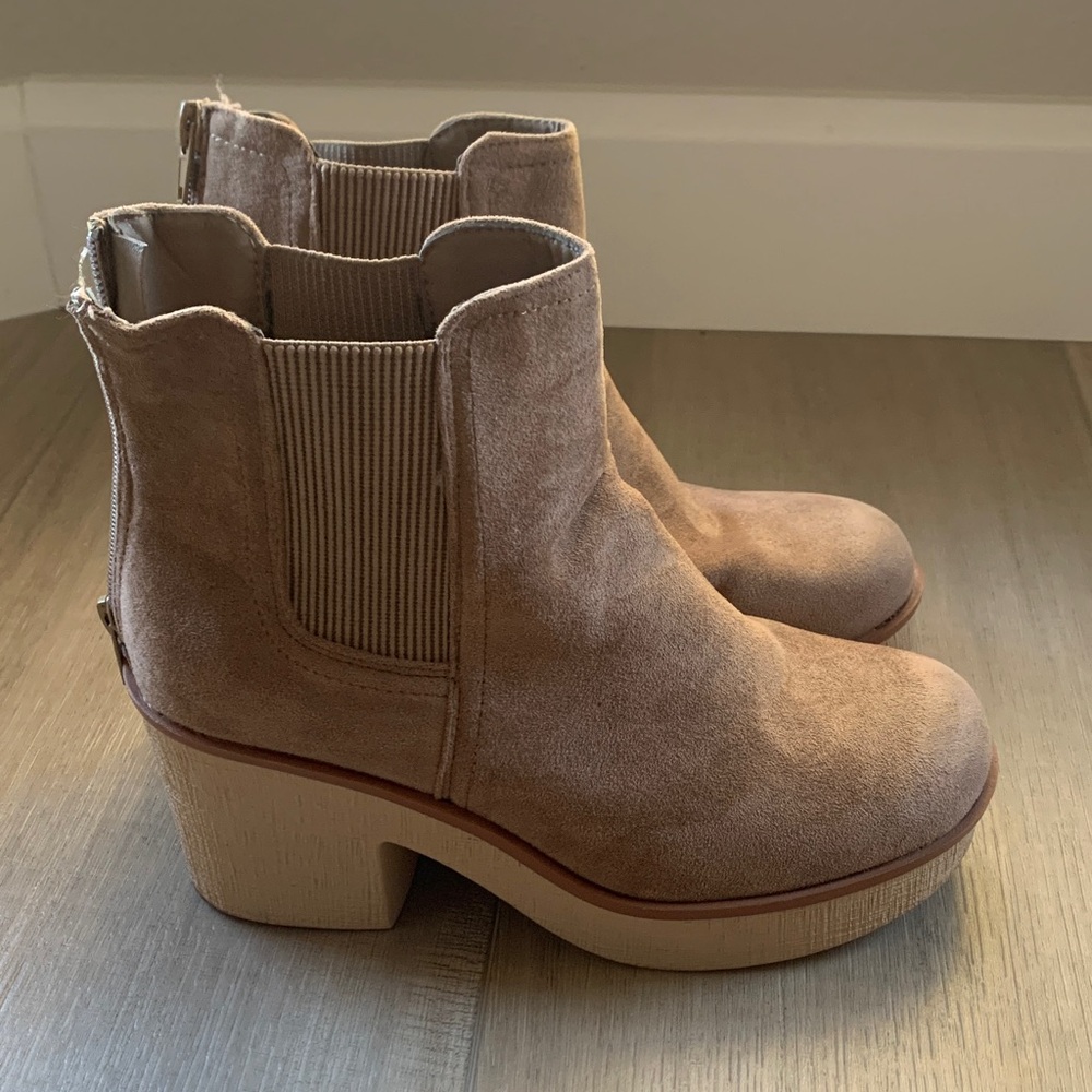 Pierre Dumas Light Brown Ankle Booties